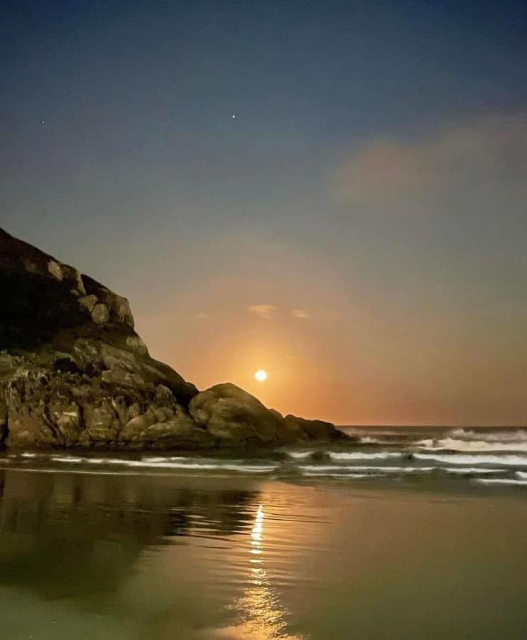 Apartamento Na Praia Da Enseada, 100 Mt Praia Sao Francisco do Sul Exteriör bild